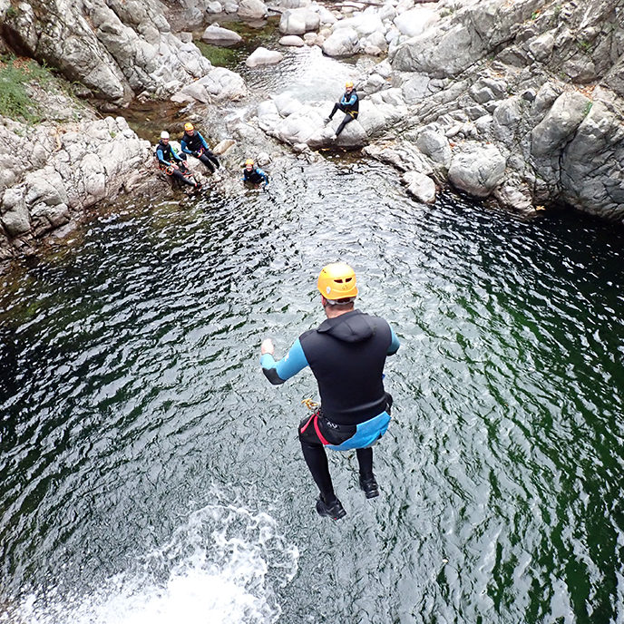 Saut canyoning Hérault