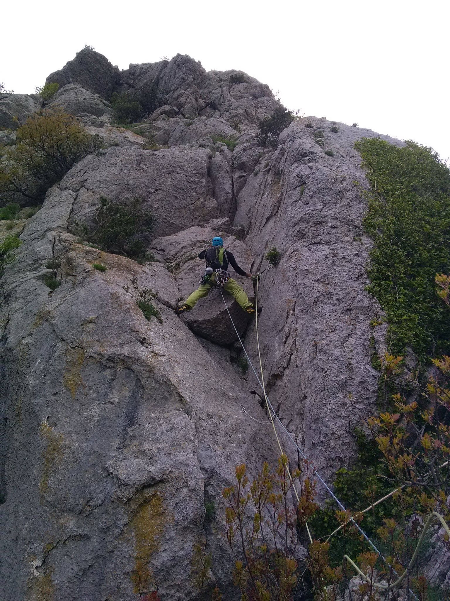 Escalade Hérault, grande voie au Pic st loup