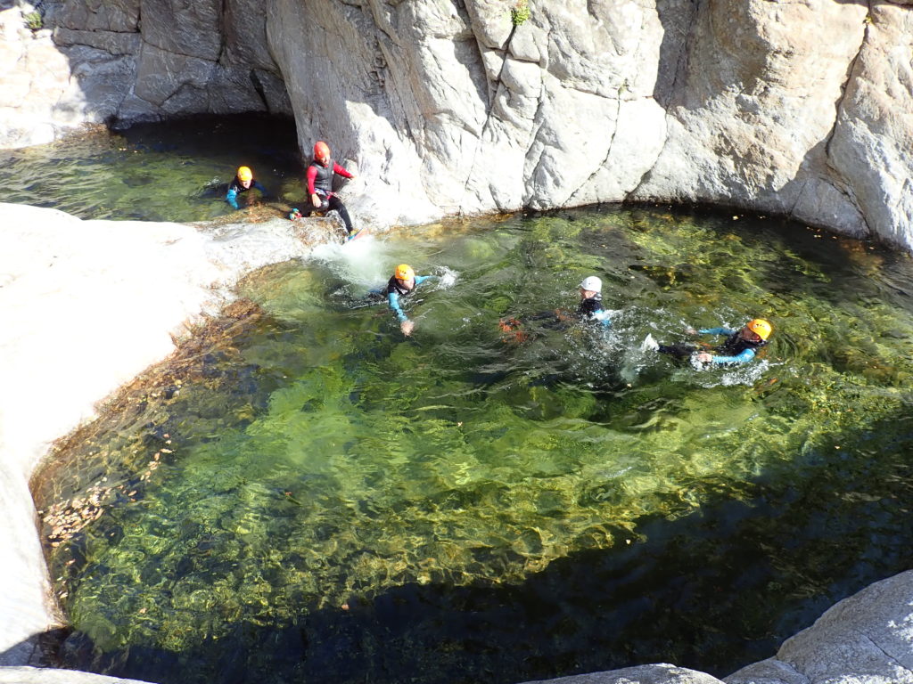  Stage de canyoning en immersion dans le Caroux