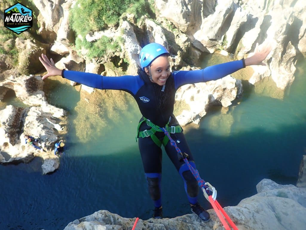 Descente en rappel dans la partie basse ! Canyoning près de Montpellier