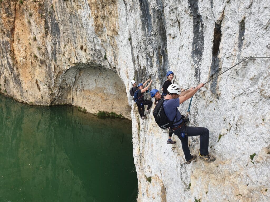 Via ferrata de Saint sériès : Le départ commun avant la bifurcation des deux itinéraires possibles !