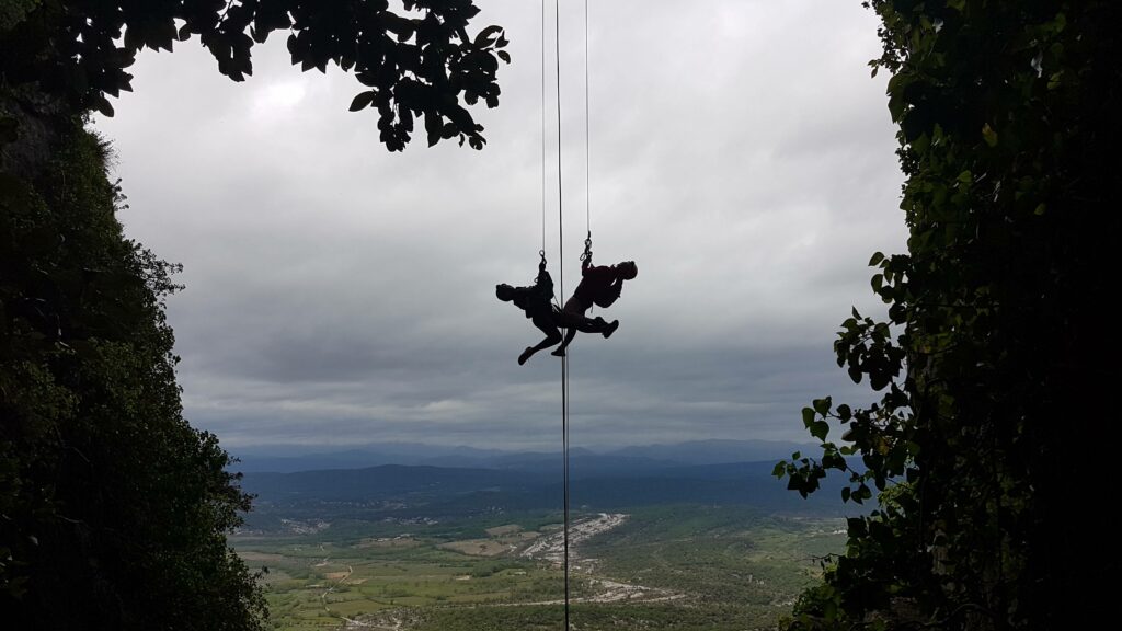 Parcours aventure du Pic st loup niveau confirmé ! Sport outdoor Occitanie