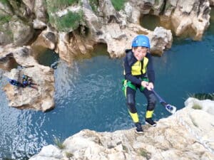 Rappel de 15 mètres dans le canyon du diable !